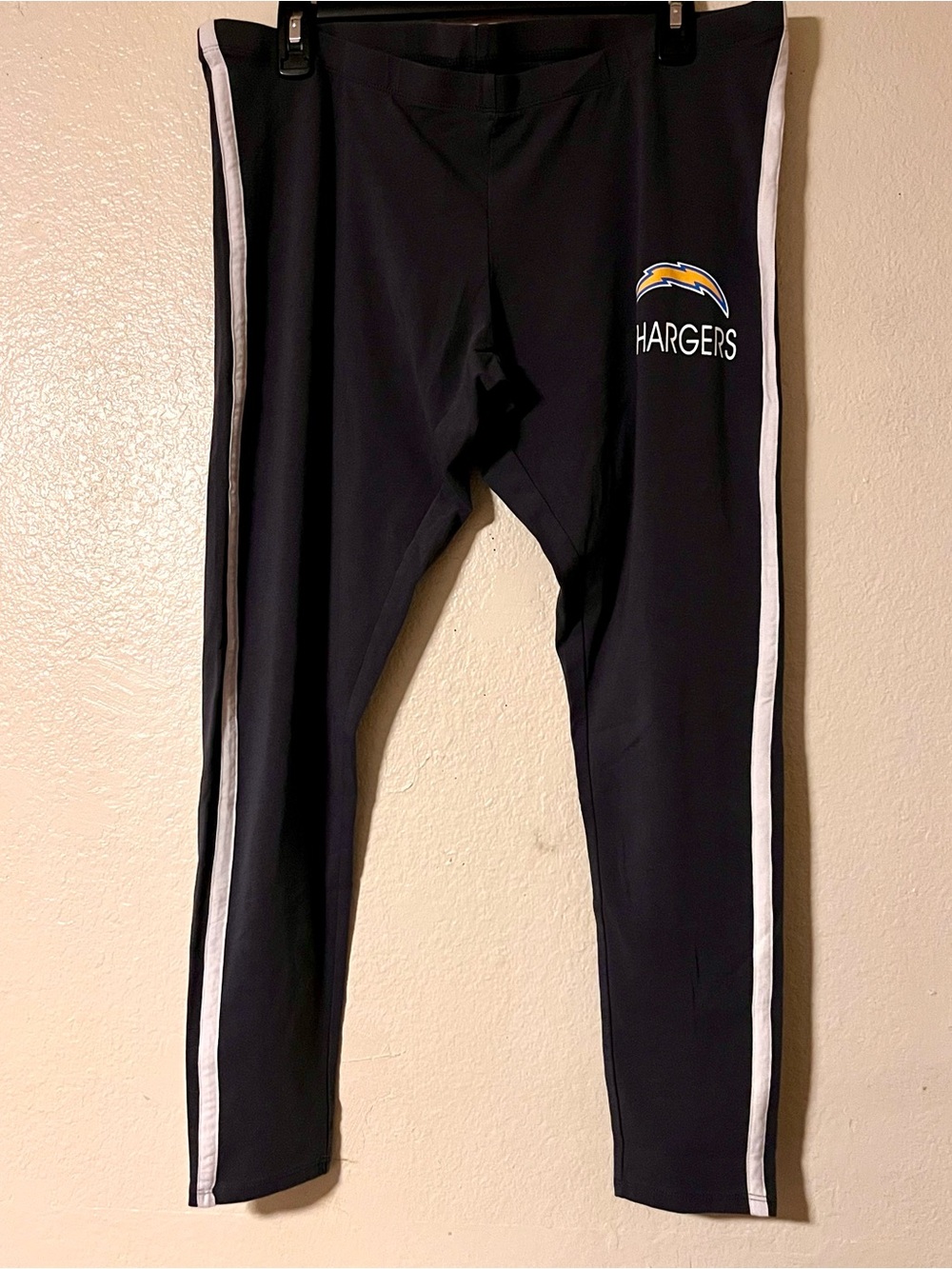 Wmns FOCO NFL Los Angeles Chargers Team Logo sleepwear (XL)